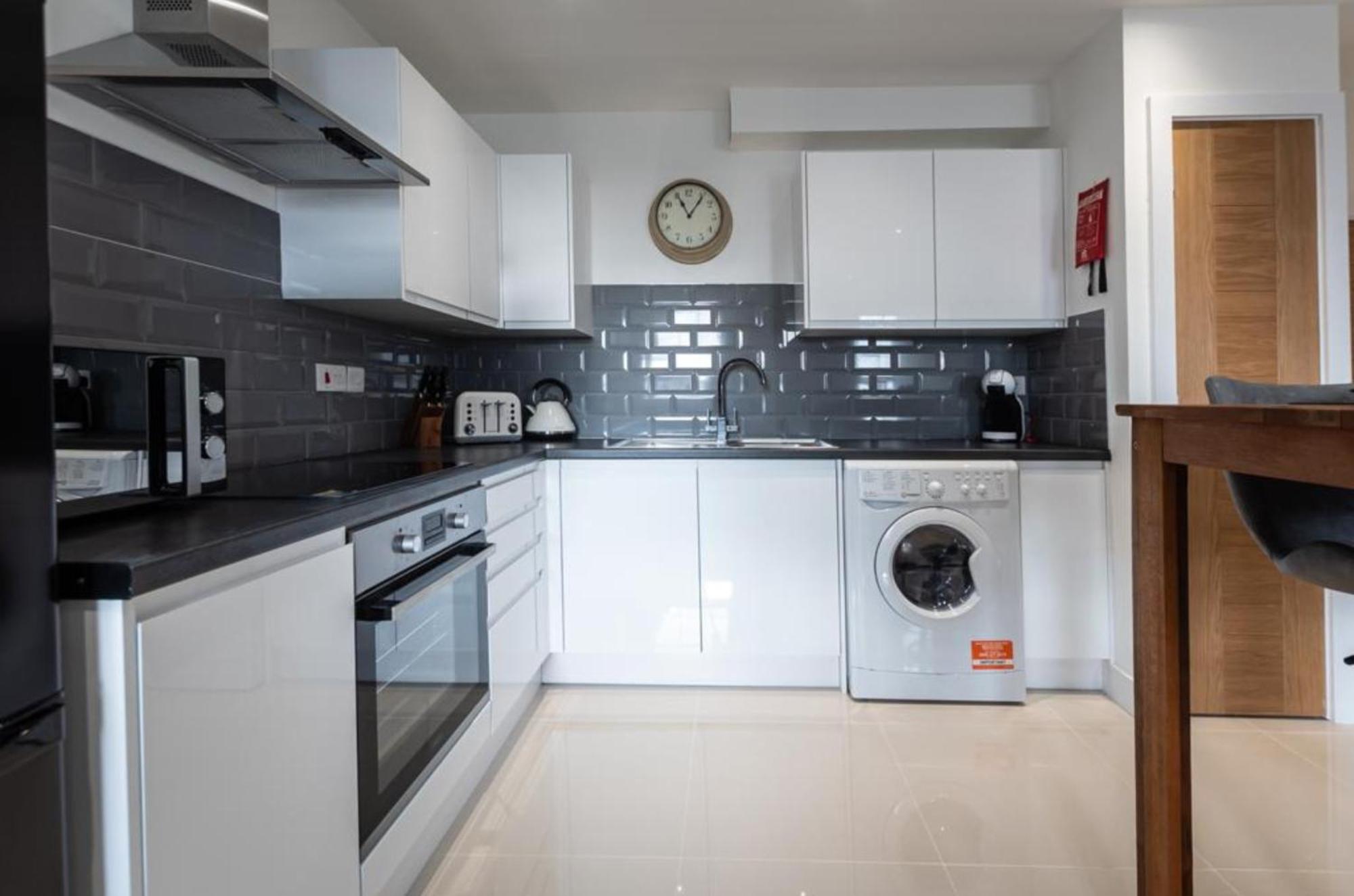 Relaxing Atlantic Mansions By Smart Apartments Short Lets & Serviced Accommodation Apartment Southampton With Free Wifi ภายนอก รูปภาพ